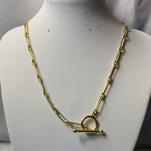 Gold tone Chain Toggle Necklace